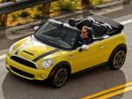 Mini Cooper S Cabrio 2009 года (US)